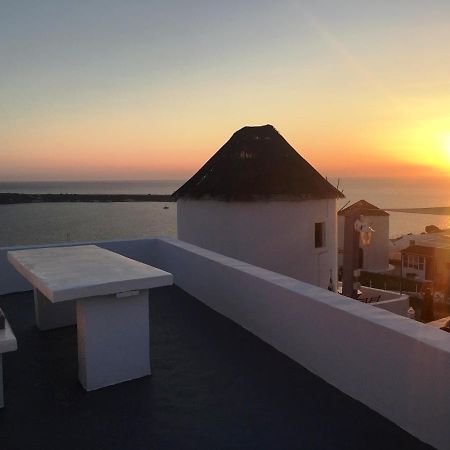 Golden Sunset Villa Oia  Exterior photo