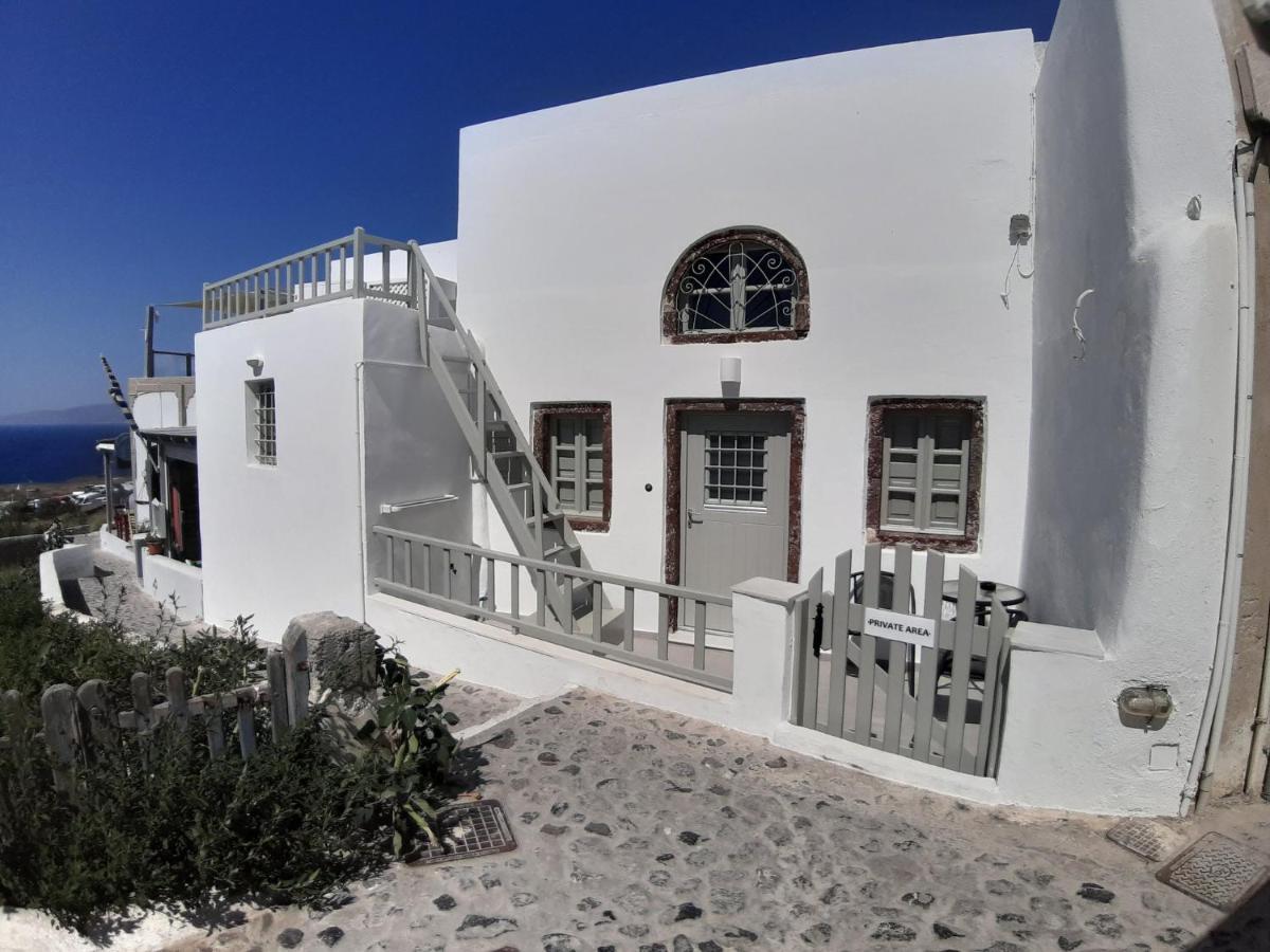 Golden Sunset Villa Oia  Exterior photo